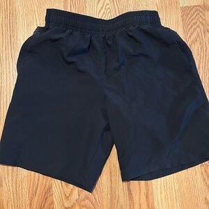 UNDER ARMOUR shorts black youth Medium